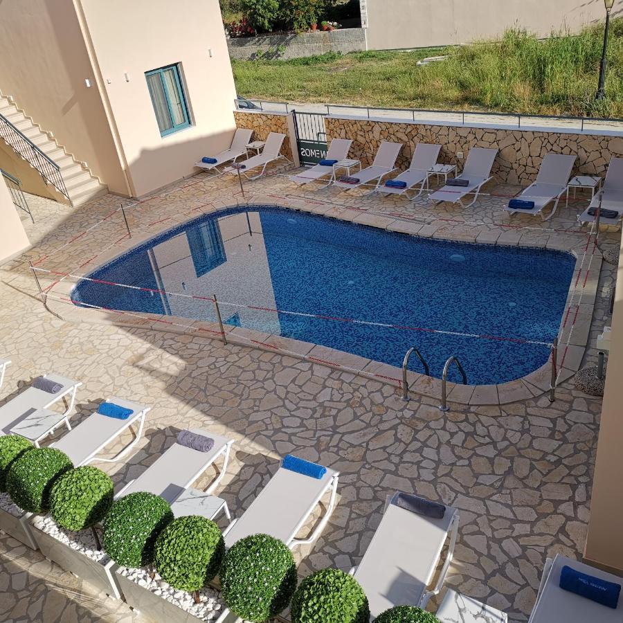 Anemos Villas Mýtikas Extérieur photo