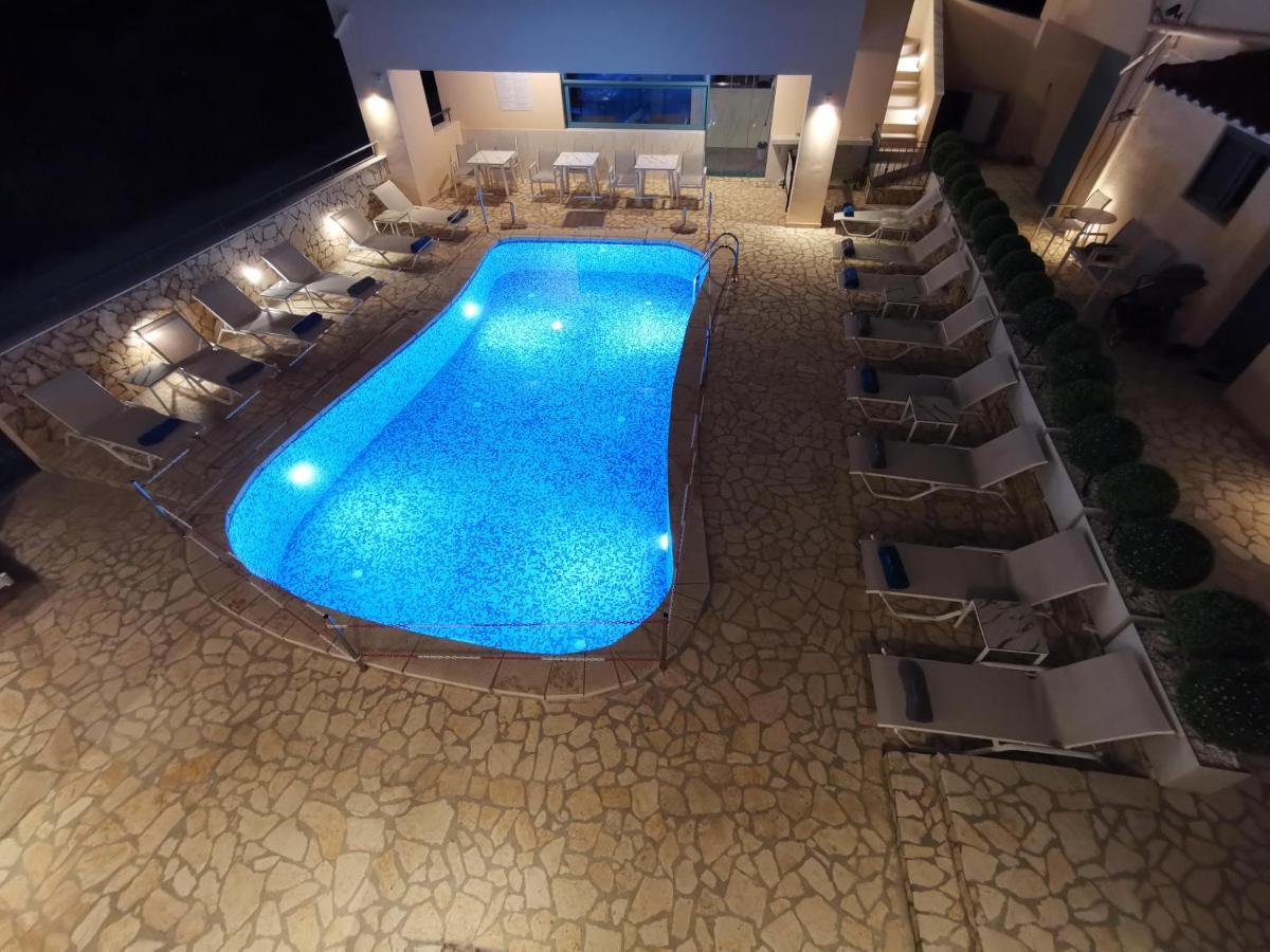 Anemos Villas Mýtikas Extérieur photo